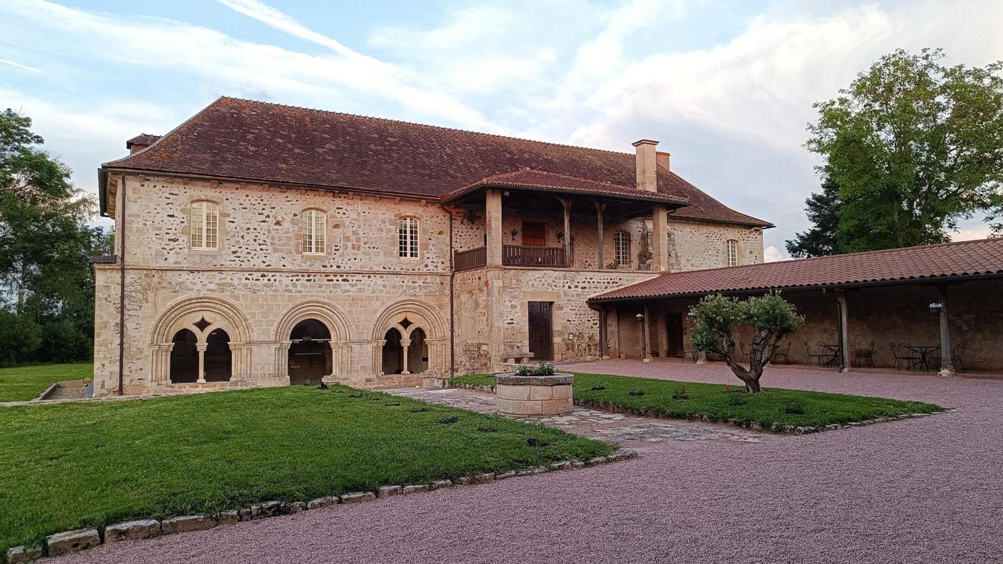 Bed and Breakfast Abbaye Saint Gilbert Екстер'єр фото